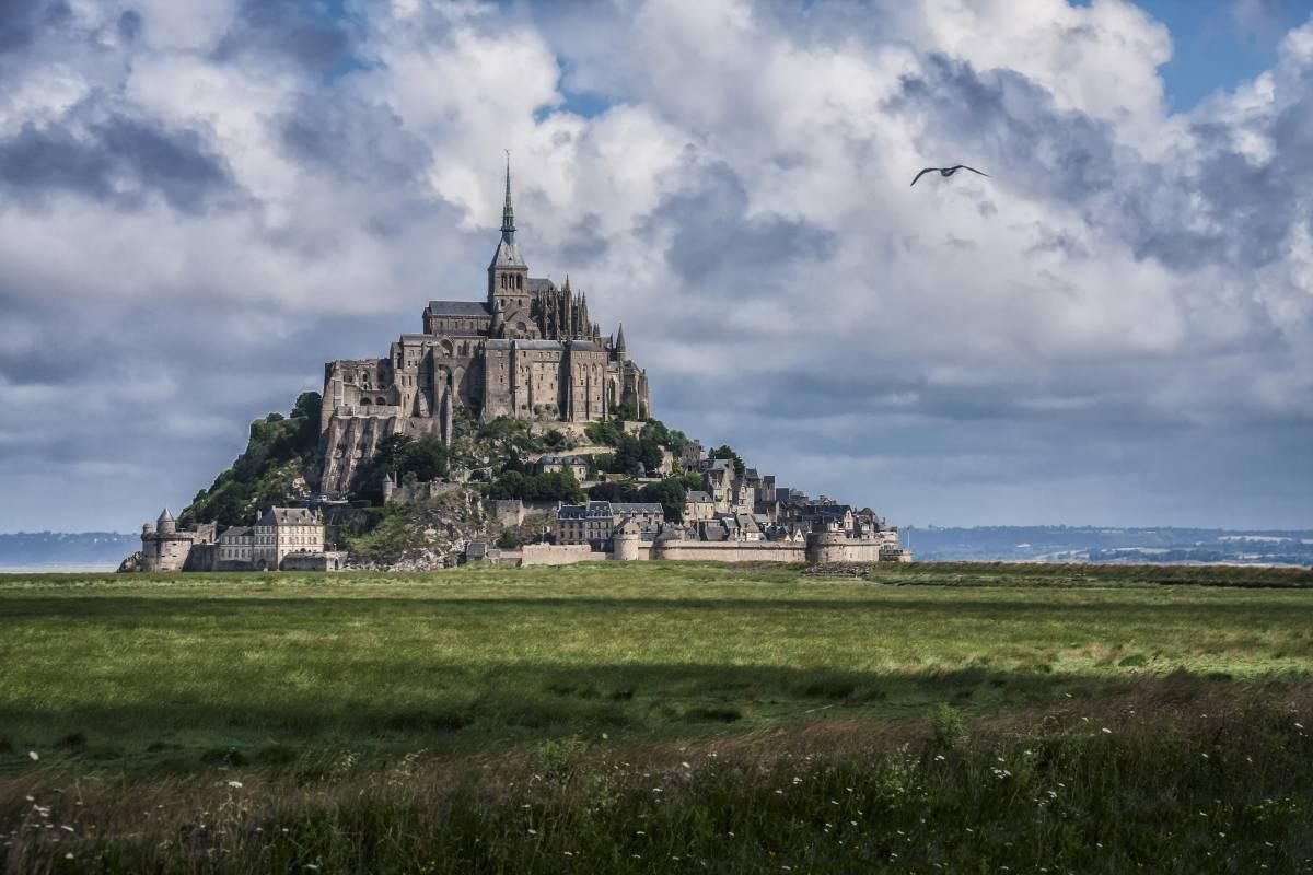 Le Mont-Saint-Michel, merveille de l’Occident — baie, abbaye et grandes marées